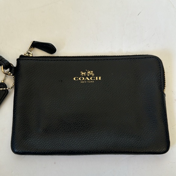 Coach wristlet - Picture 2 of 8